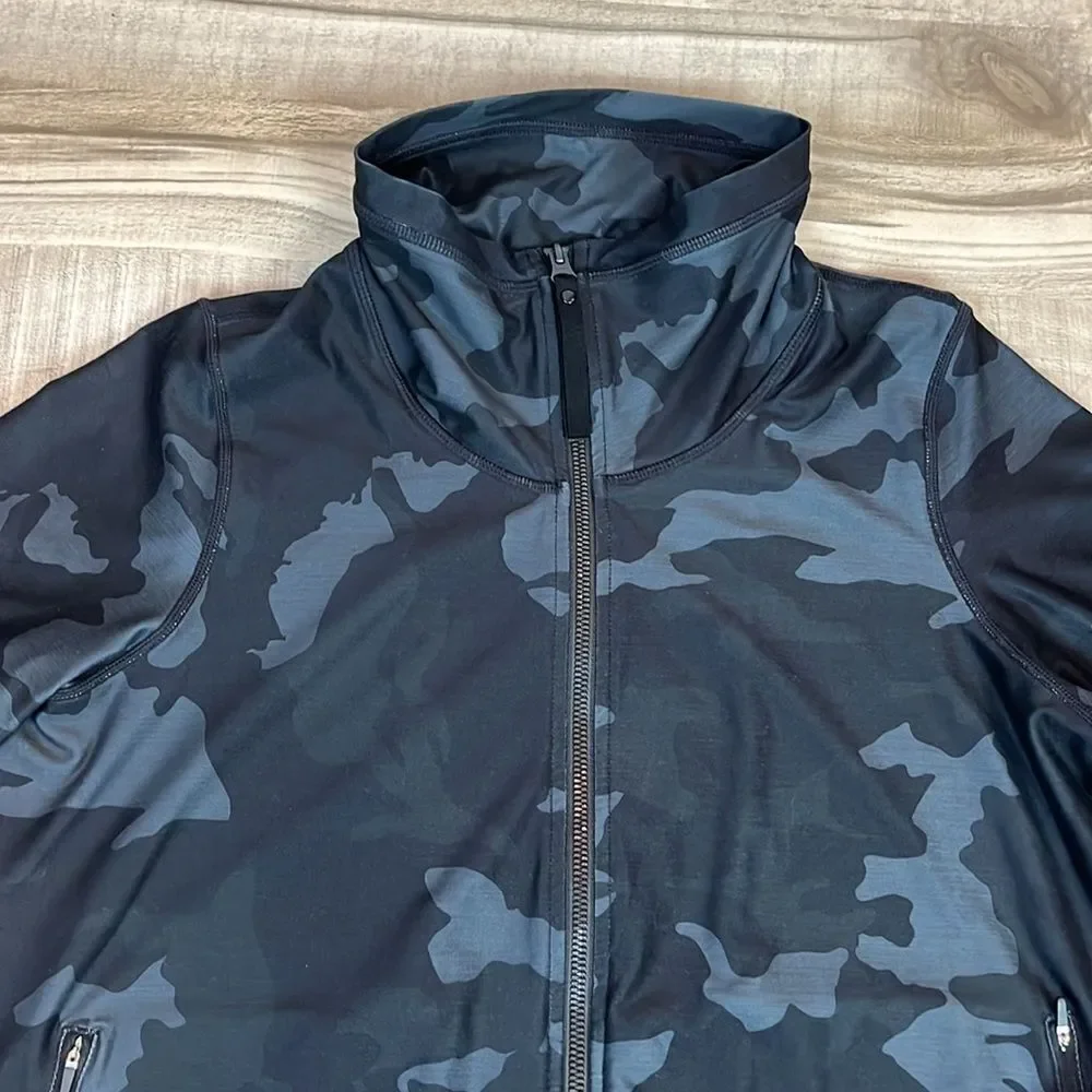 Prana Layna black camo print zip lightweight jacket sweatshirt size medium